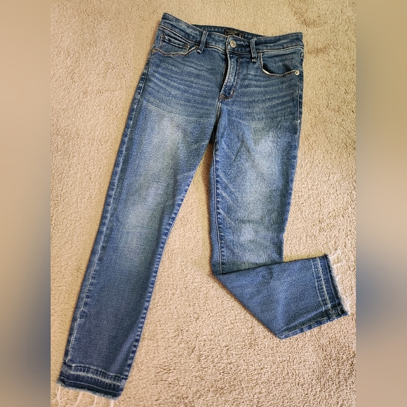 ABERCROMBIE & FITCH women's jeans SIZE 27 SHORT - Picture 1 of 3